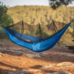 ערסל יחיד אולטראלייט עם כילה Outdoor